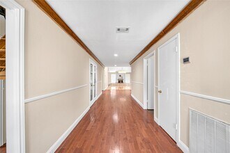13014 Skymeadow Dr in Houston, TX - Building Photo - Building Photo