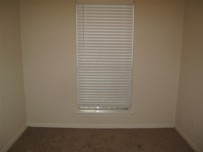 property at 6906 Sandy Knolls Dr