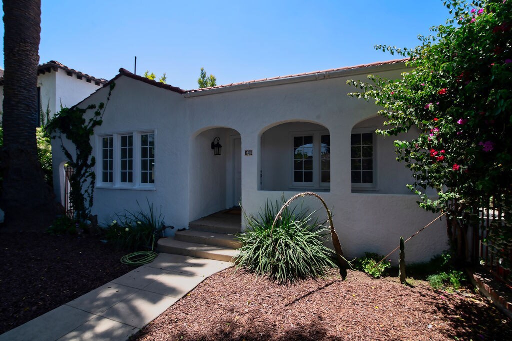 641 N Martel Ave in Los Angeles, CA - Building Photo