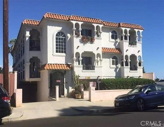 property at 1606 S Palos Verdes St
