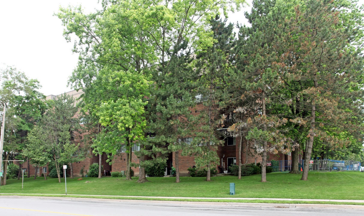 Northgate Condominium in Markham, ON - Building Photo