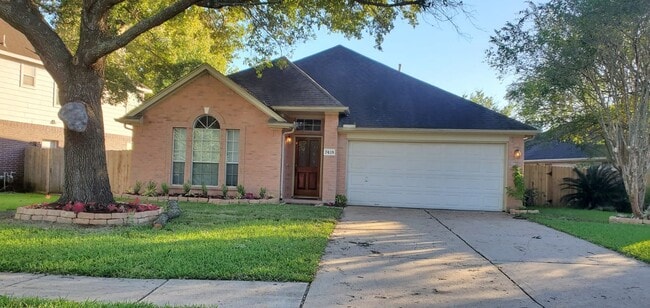 property at 7418 Colony Bend Ln