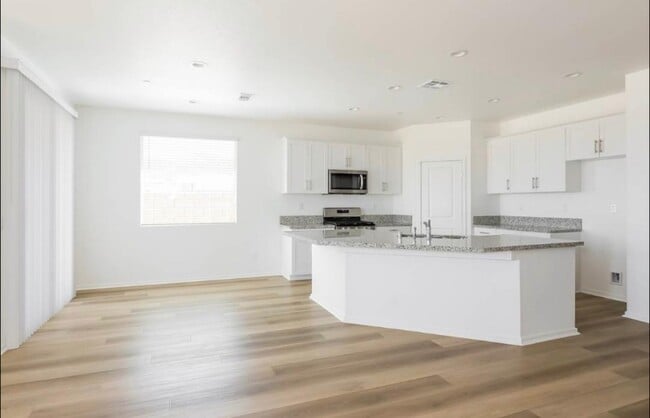 25208 Zircon Rd in Menifee, CA - Building Photo - Building Photo