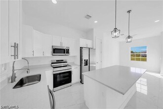 3311 11th St W in Lehigh Acres, FL - Building Photo - Building Photo