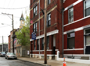 1524-1526 Republic St in Cincinnati, OH - Building Photo - Building Photo