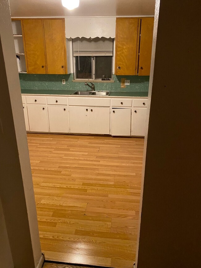 property at 775 S Leyden St