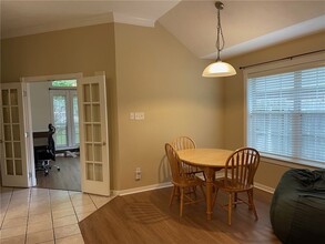 256 Stuttgart Cir in College Station, TX - Building Photo - Building Photo