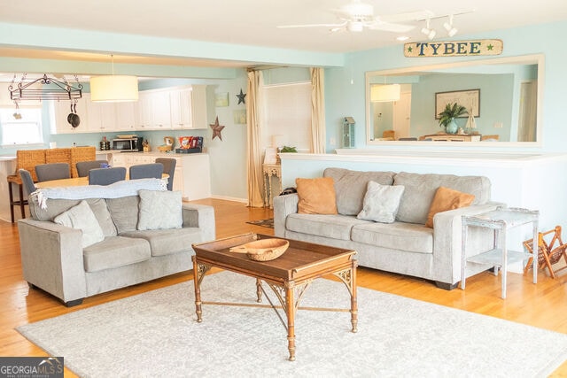 4 Sea Breeze Ln in Tybee Island, GA - Building Photo - Building Photo