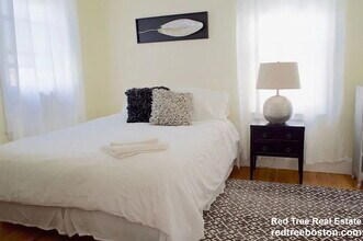 60 Litchfield St in Boston, MA - Building Photo - Building Photo