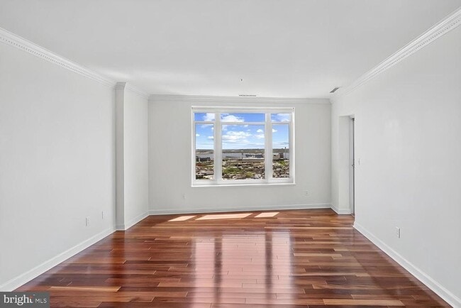 property at 100 Harborview Dr