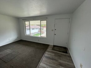 817 W Sage St, Unit 817 W Sage #2 in Elko, NV - Building Photo - Building Photo