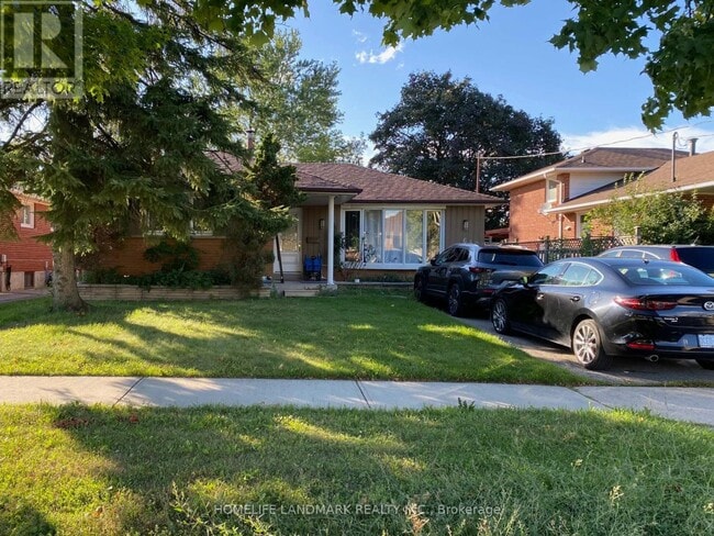 640 Netherton Crescent in Mississauga, ON - Building Photo - Building Photo