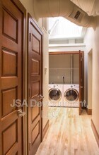 223 W 4th St in Waterloo, IA - Building Photo - Building Photo