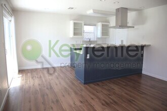 9024 Alderson Ave in Sacramento, CA - Building Photo - Building Photo