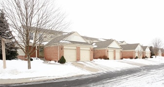 Turnberry Village in Ann Arbor, MI - Building Photo