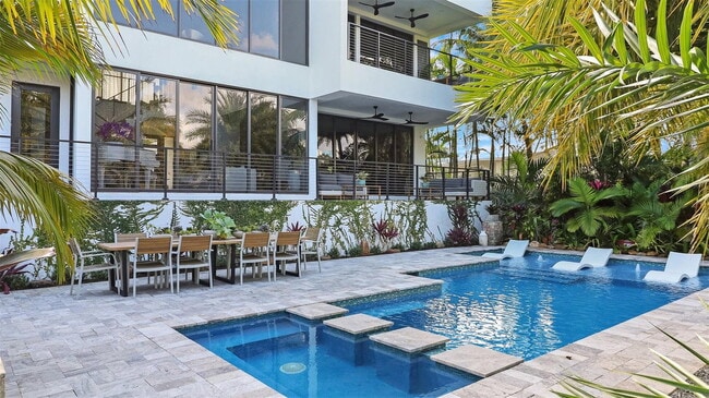 property at 823 Ponce de Leon Dr