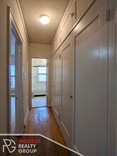 1025 Dempster St, Unit #1025-E2 in Evanston, IL - Building Photo - Building Photo