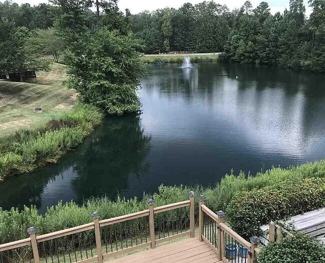 property at 610 Canyon Lake Cir