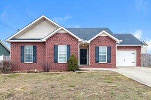 718 Wildwood Dr in Smyrna, TN - Building Photo