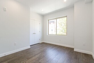 917 N 15th St in Philadelphia, PA - Building Photo - Building Photo