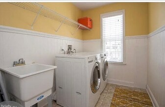 9 Wharton Dr in Glen Mills, PA - Building Photo - Building Photo