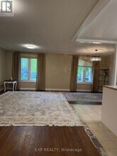 15 Laguna Crescent in St Catharines, ON - Building Photo - Building Photo