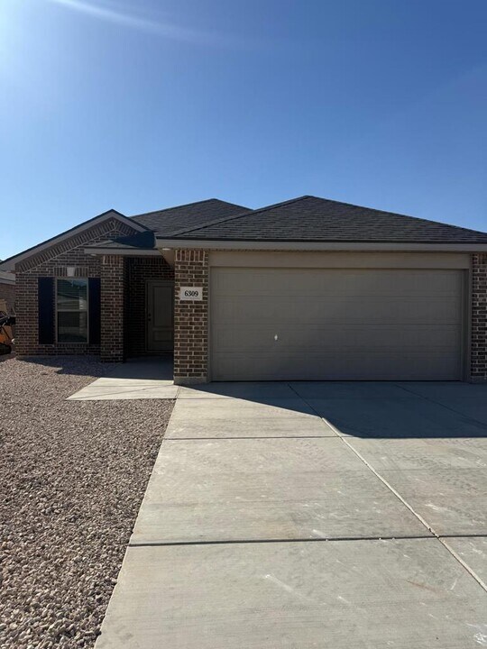 6309 Poppy Dr in Midland, TX - Building Photo