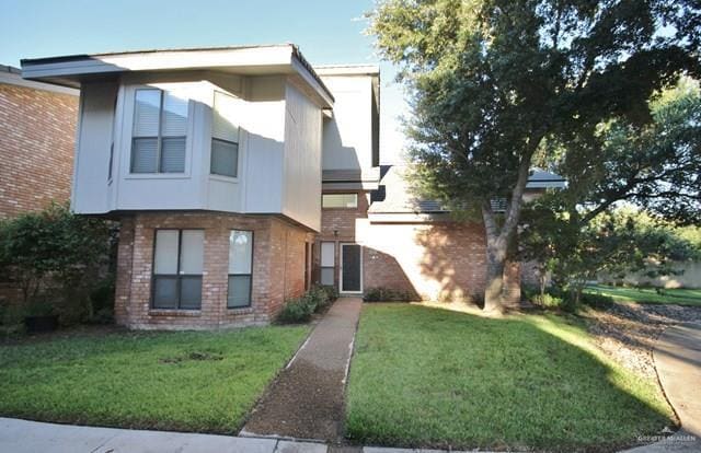 132 E Xanthisma Ave in McAllen, TX - Building Photo - Building Photo