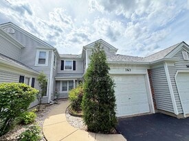 262 Greensboro Ct in Elk Grove Village, IL - Building Photo