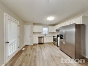 701 Avondale Dr in Clayton, NC - Building Photo - Building Photo