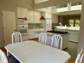 138 Bradley Dr in Santa Cruz, CA - Building Photo - Building Photo