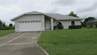 27272 Guapore Dr in Punta Gorda, FL - Building Photo