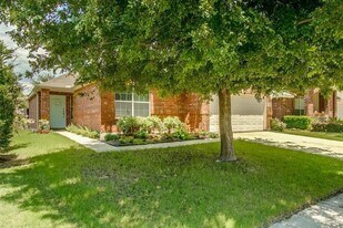 1625 Canvasback Dr in Aubrey, TX - Building Photo