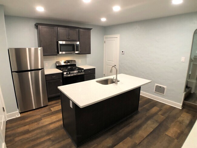 5346 Hillcrest St in Pittsburgh, PA - Building Photo - Building Photo