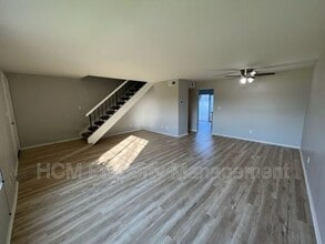 19142 Haynes St in Los Angeles, CA - Building Photo - Building Photo