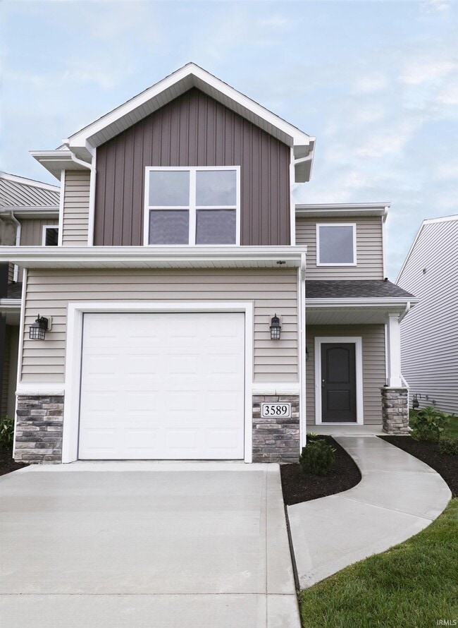 property at 3589 Canal Square Dr