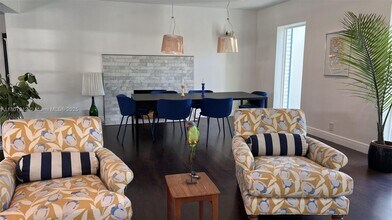 12929 SW 60th Ave in Miami, FL - Building Photo - Building Photo