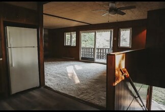 169 Market Rd in Greeley, PA - Building Photo - Building Photo