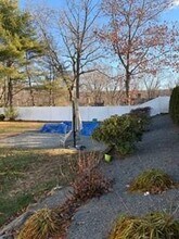 22 Laurel Ln in Lincoln, RI - Building Photo - Building Photo