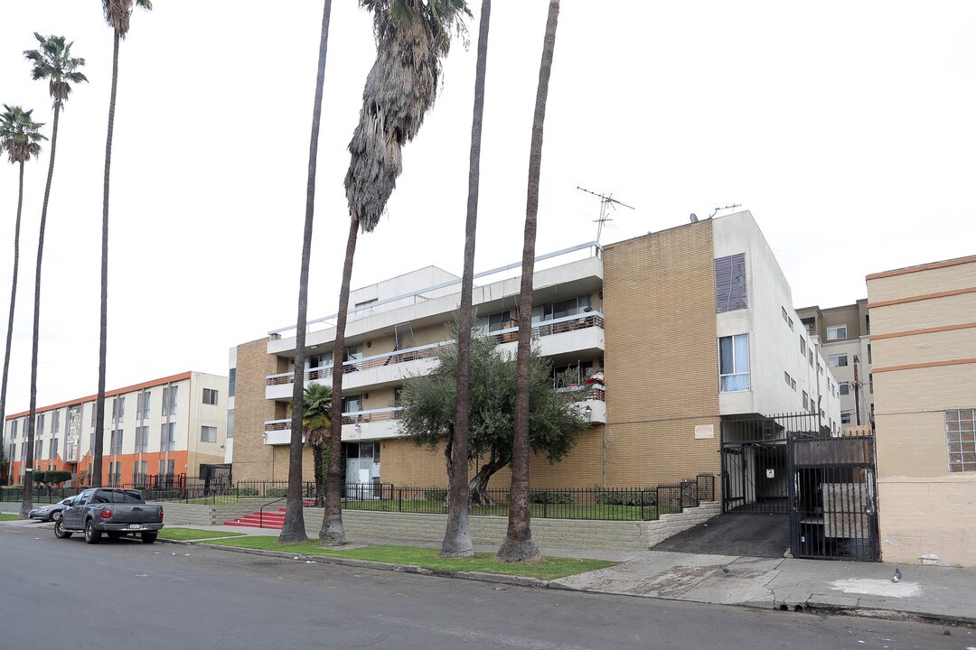 980 S Magnolia Ave in Los Angeles, CA - Foto de edificio