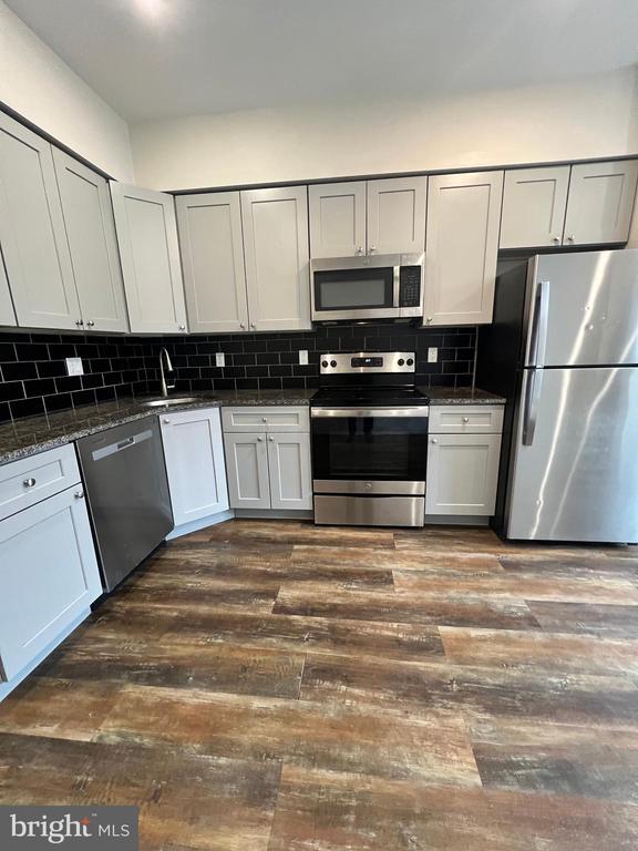 property at 1302 N 22nd St