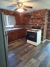 346 Andrew St in Sharon, PA - Foto de edificio - Building Photo