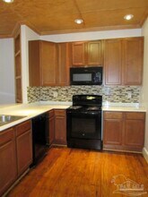 525 W Gregory St in Pensacola, FL - Building Photo - Building Photo