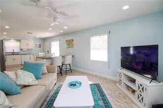 516 Gordonia Rd in Naples, FL - Building Photo - Building Photo