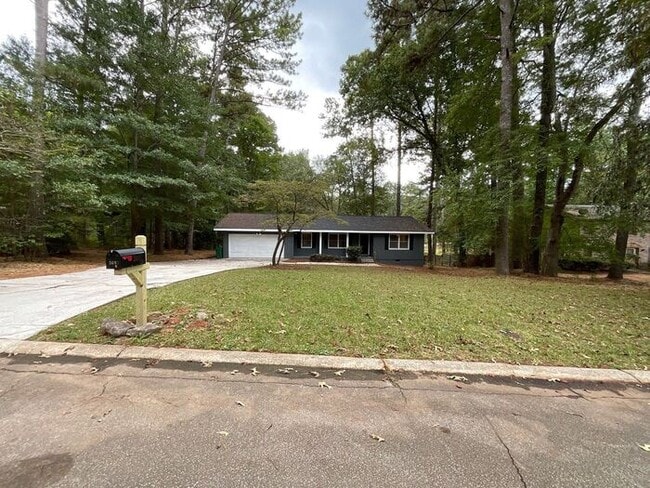 3691 Idle Creek Dr in Decatur, GA - Building Photo - Building Photo