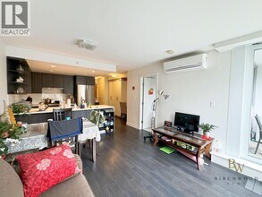 8288 Granville Ave in Richmond, BC - Building Photo - Building Photo