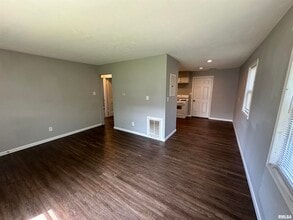 1807 N Underhill St in Peoria, IL - Building Photo - Building Photo