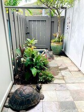 575 Keolu Dr in Kailua, HI - Building Photo - Building Photo