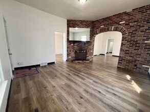 818 W 11th St in Sioux Falls, SD - Building Photo - Building Photo