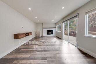 3470 Patterson Way in El Dorado Hills, CA - Building Photo - Building Photo